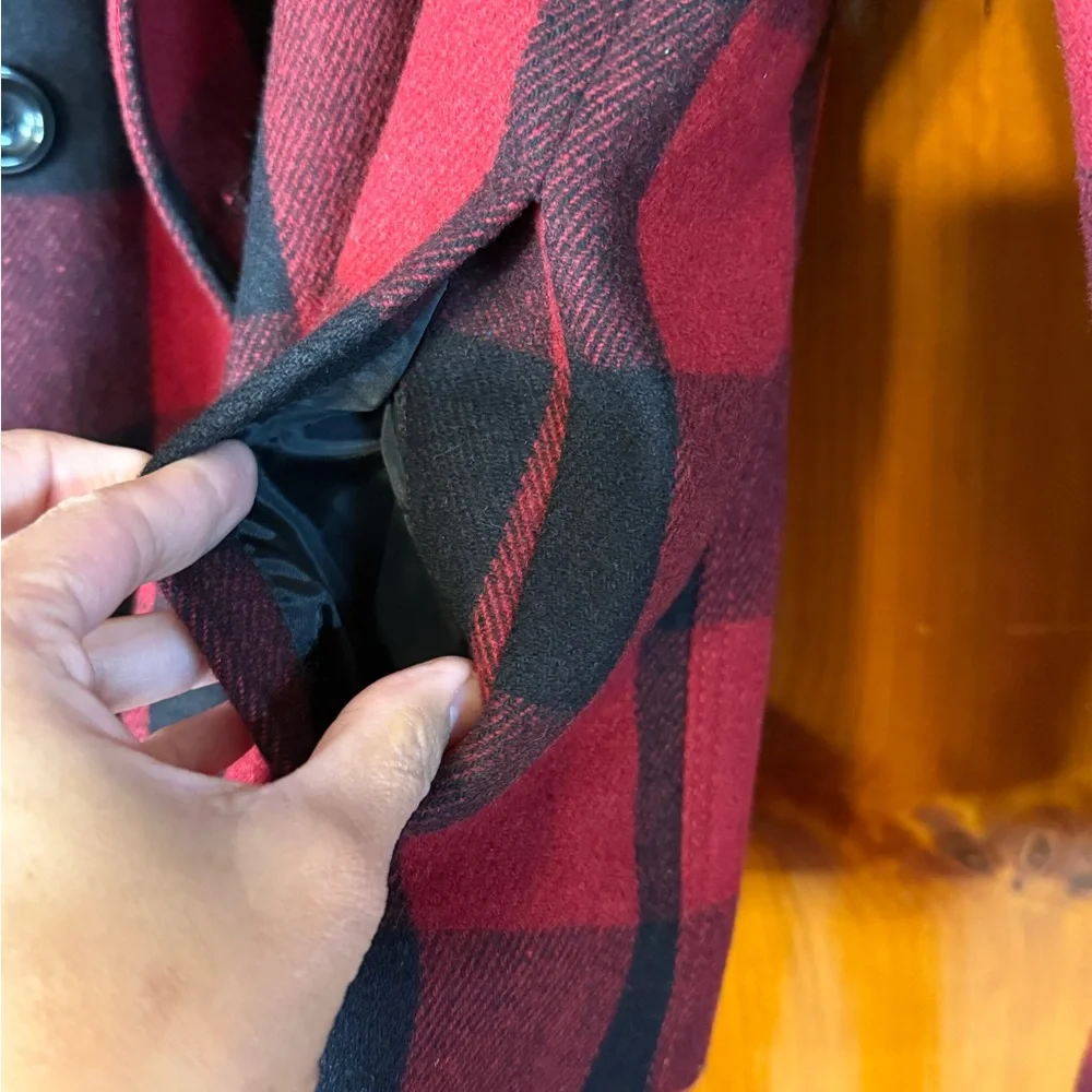 GAP Women's Checkered Pea Coat in Red and Black - Picture 8 of 12